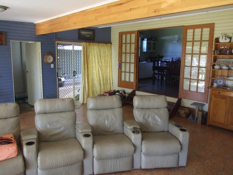 14 Sharp Street, Crows Nest QLD 4355