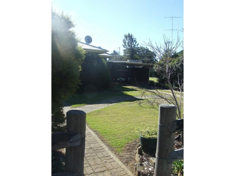 14 Sharp Street, Crows Nest QLD 4355