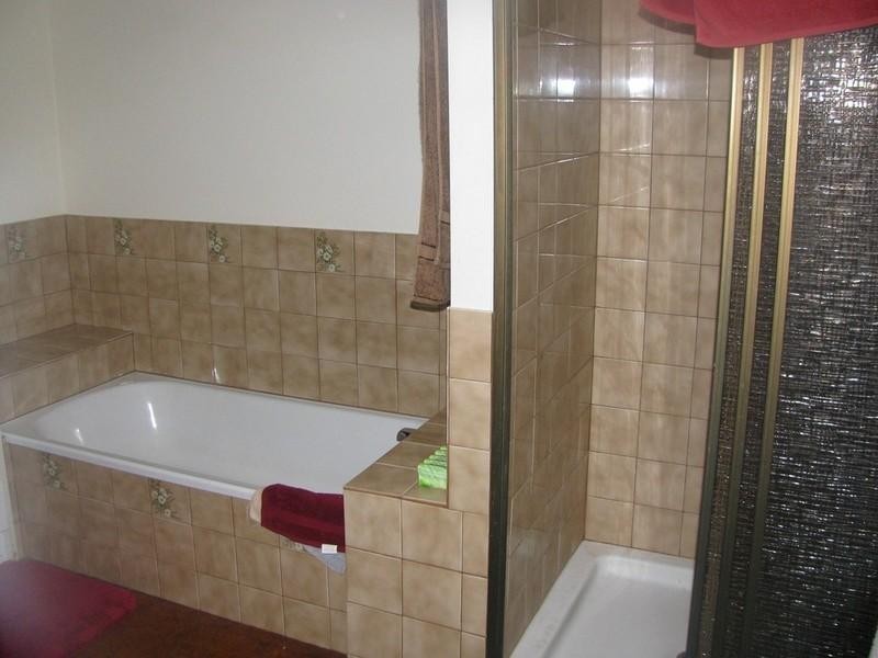 26 Devoncourt Road, Crows Nest QLD 4355