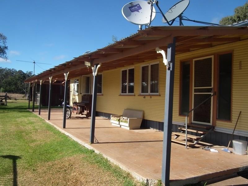 1205 Pechey Maclagan Road, Crows Nest QLD 4355