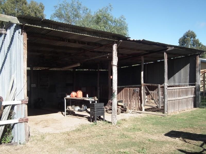 1205 Pechey Maclagan Road, Crows Nest QLD 4355