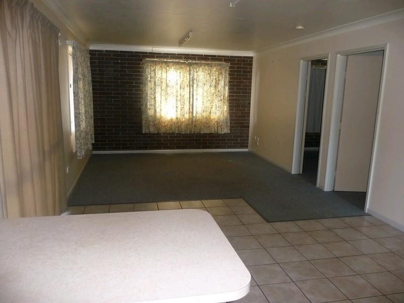 1 James Street, Crows Nest QLD 4355