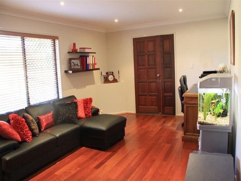 28 Samuel Avenue, Crows Nest QLD 4355