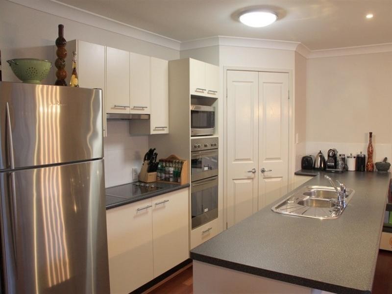 28 Samuel Avenue, Crows Nest QLD 4355