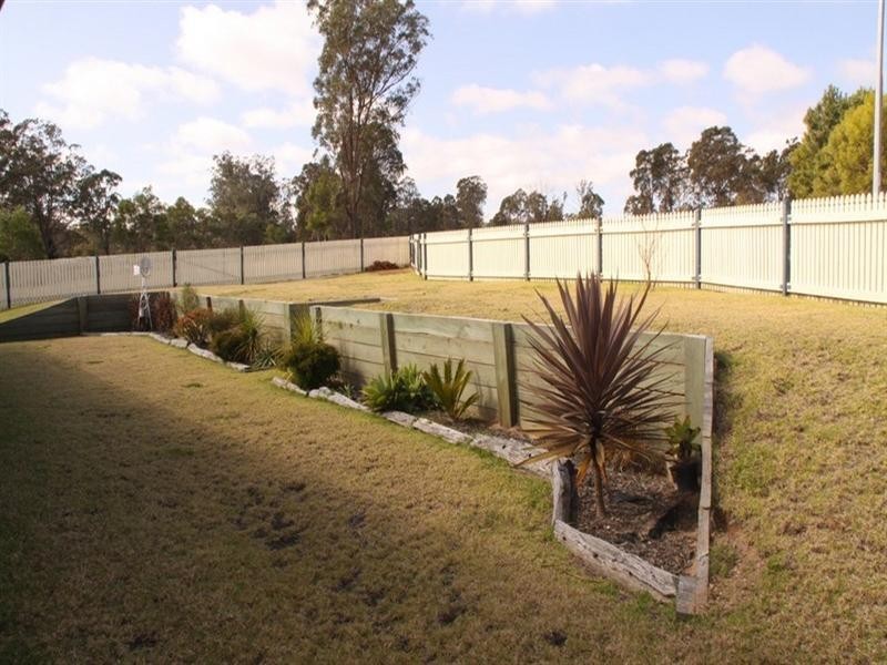 28 Samuel Avenue, Crows Nest QLD 4355