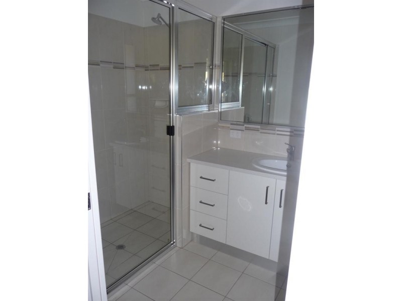 5 Cedarwood Drive, Crows Nest QLD 4355