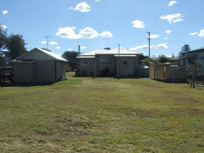 5 Lalor Street, Crows Nest QLD 4355