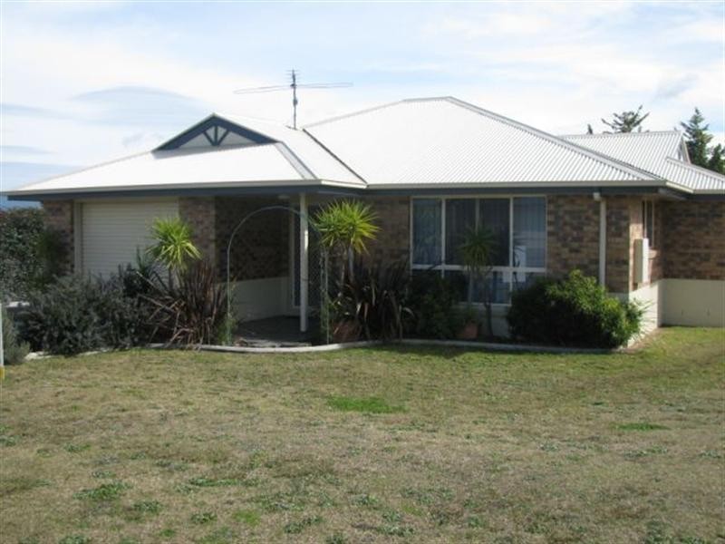 12 Matthew Court, Crows Nest QLD 4355