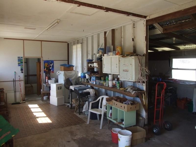 3 New England Highway, Crows Nest QLD 4355