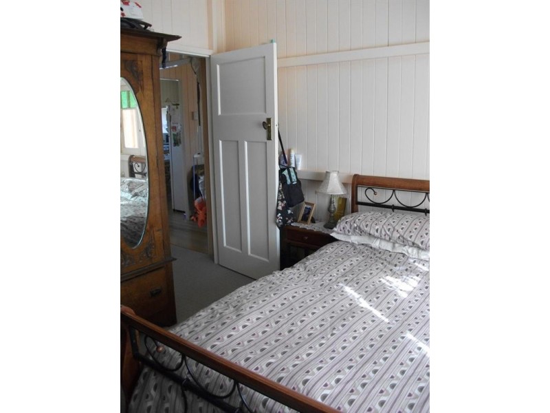 47 South Street, Crows Nest QLD 4355