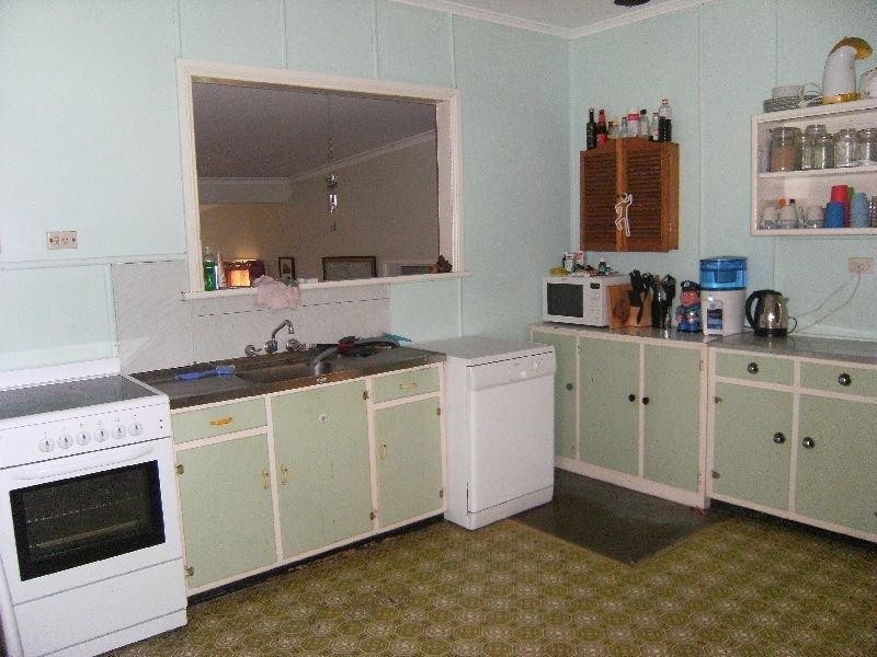 21 Daher Street, Goombungee QLD 4354