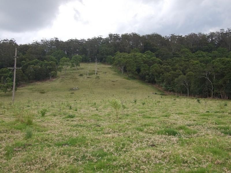 2973 Esk-Hampton Road, Ravensbourne QLD 4352