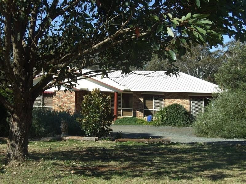 16 Melric Court, Cabarlah QLD 4352