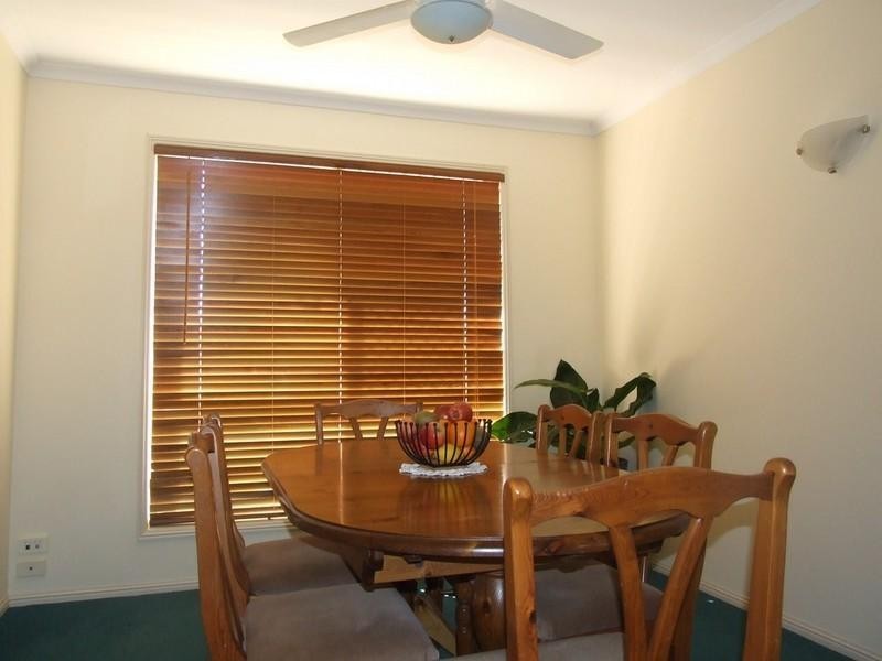 16 Melric Court, Cabarlah QLD 4352