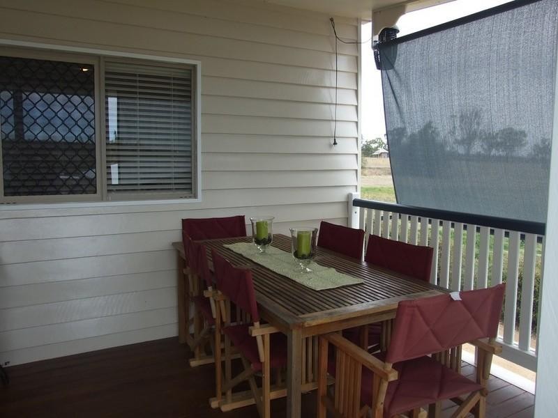 45 King Street, Goombungee QLD 4354