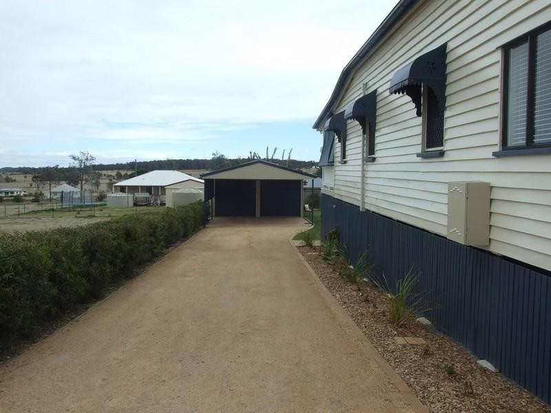 45 King Street, Goombungee QLD 4354