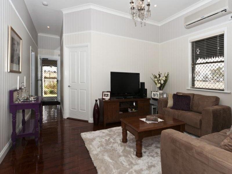 45 King Street, Goombungee QLD 4354