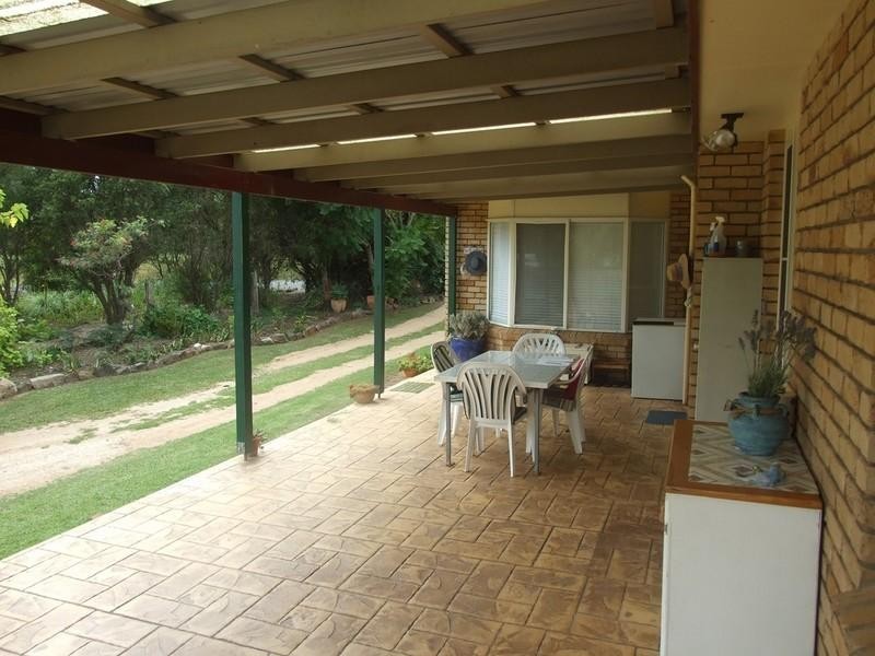 1 Perseverance Dam Road, Crows Nest QLD 4355