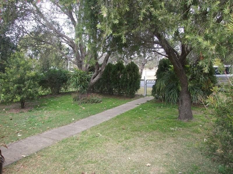 12 Littleton Street, Crows Nest QLD 4355