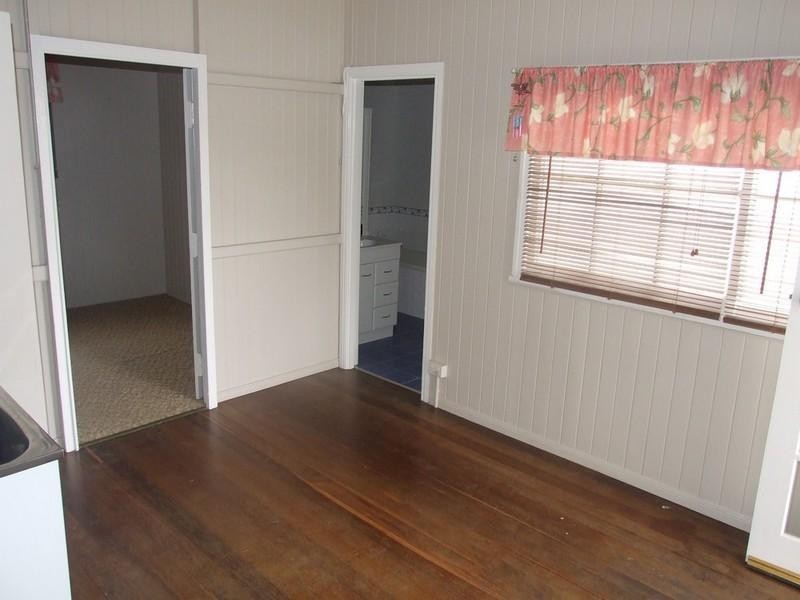 5 Lalor Street, Crows Nest QLD 4355