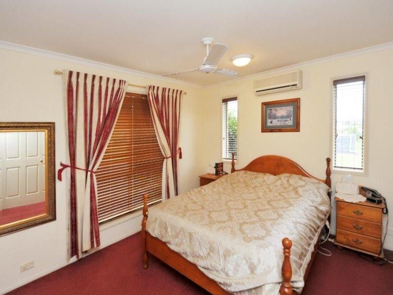 16 Melric Court, Cabarlah QLD 4352