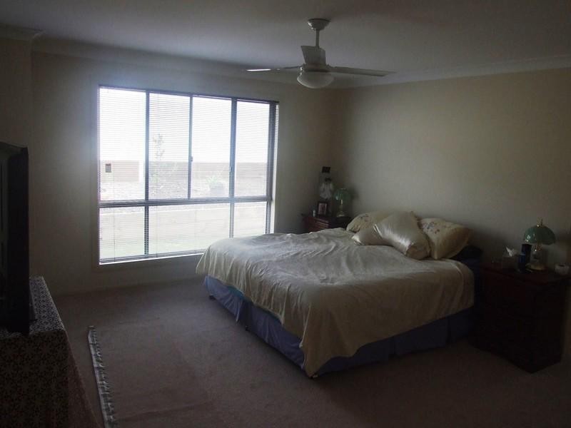 16 Vicky Avenue, Crows Nest QLD 4355