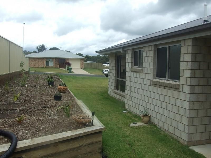 16 Vicky Avenue, Crows Nest QLD 4355