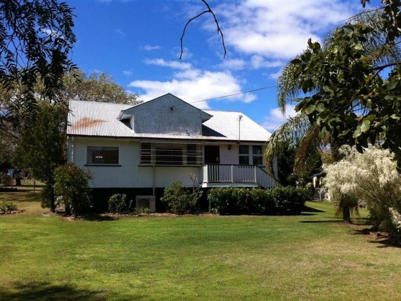 14 Daher Street, Goombungee QLD 4354