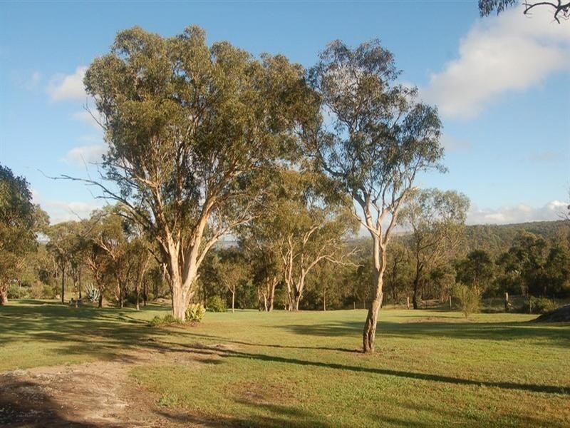 29 Pinnell Road, Crows Nest QLD 4355