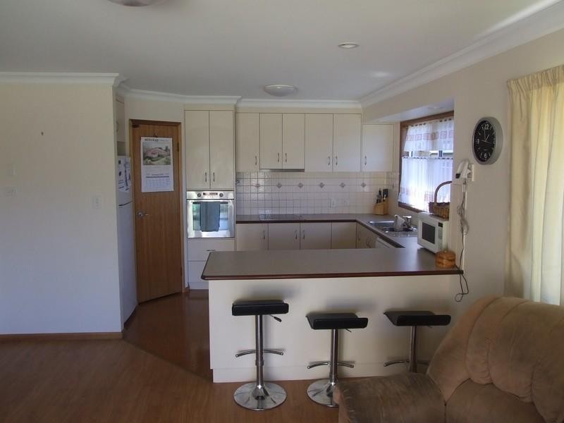 3 Olsen Drive, Crows Nest QLD 4355