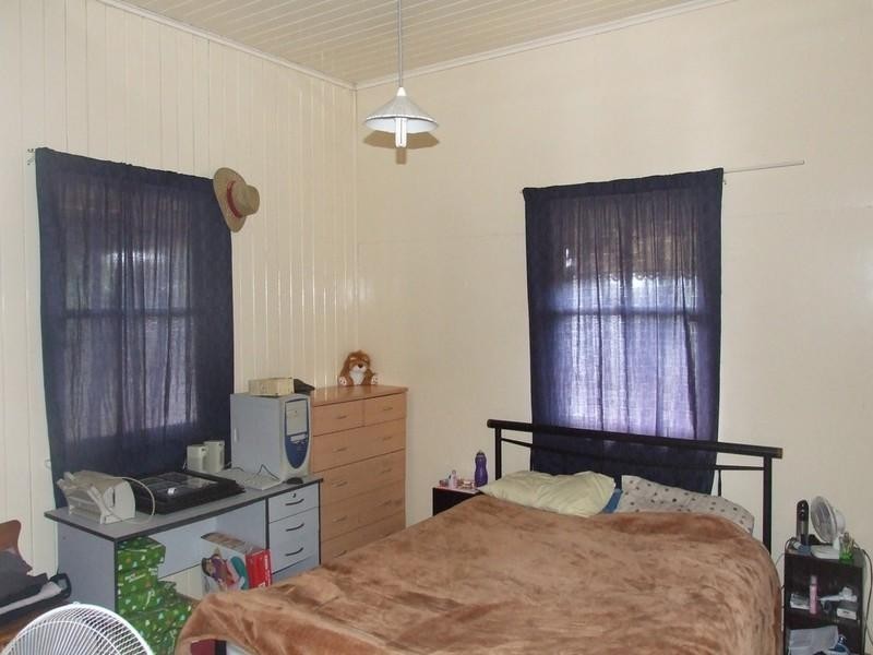 17 Boundary Street, Haden QLD 4353