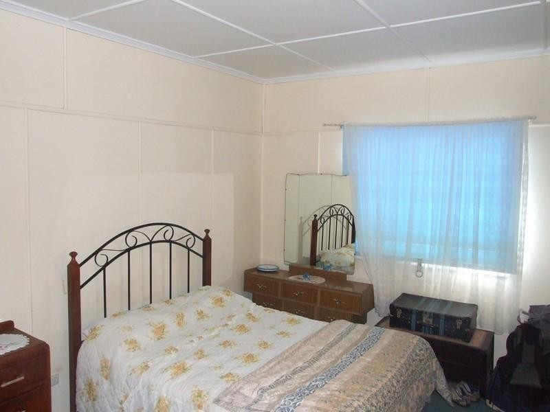 5 Sharp Street, Crows Nest QLD 4355