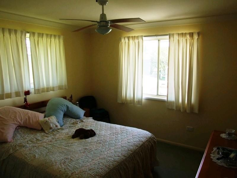 10 Church Street, Crows Nest QLD 4355