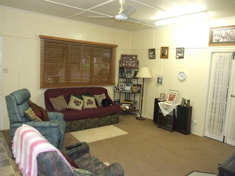 1 Nolan Street, Crows Nest QLD 4355