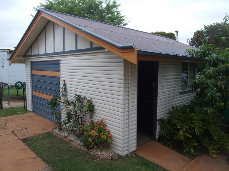 1 Nolan Street, Crows Nest QLD 4355