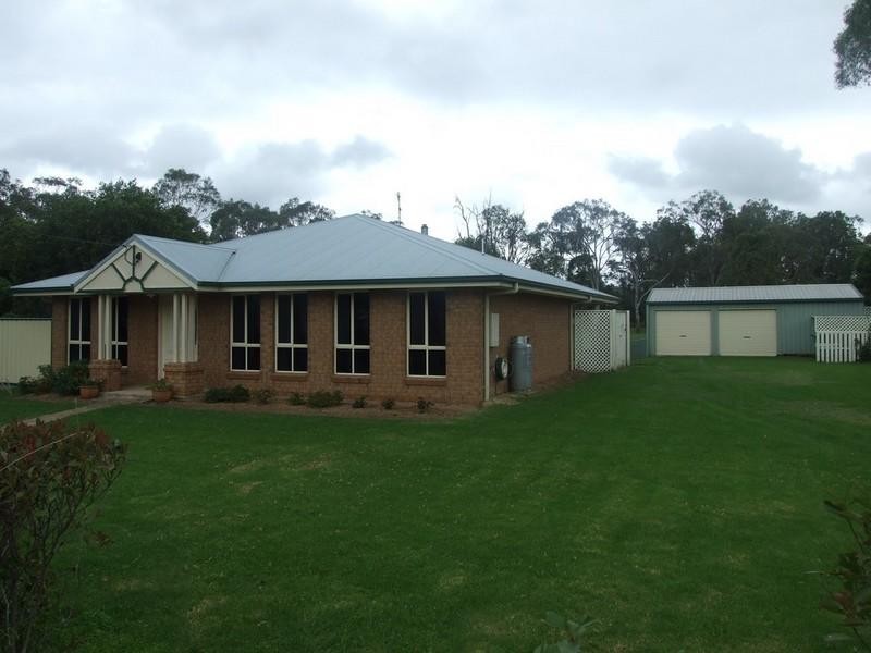 1 John Street, Crows Nest QLD 4355