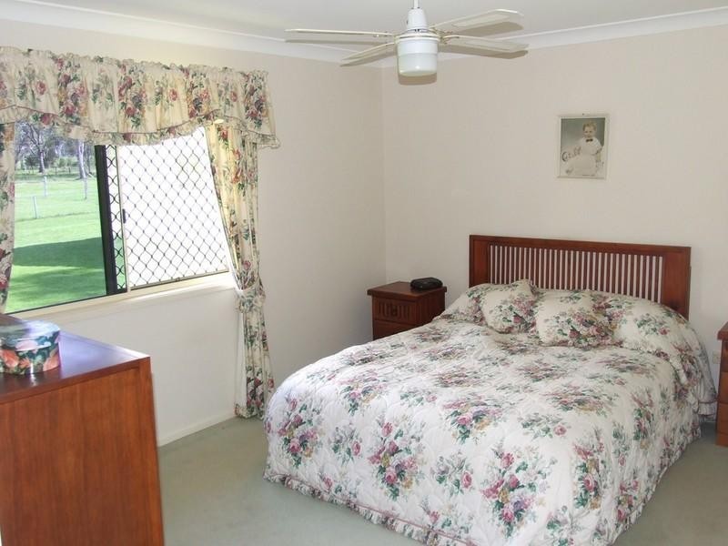 1 John Street, Crows Nest QLD 4355