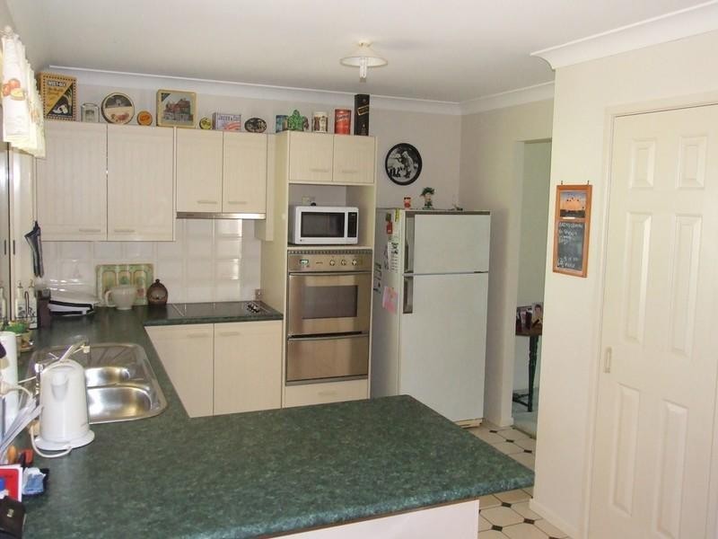 1 John Street, Crows Nest QLD 4355