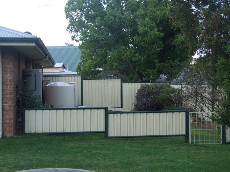 1 John Street, Crows Nest QLD 4355