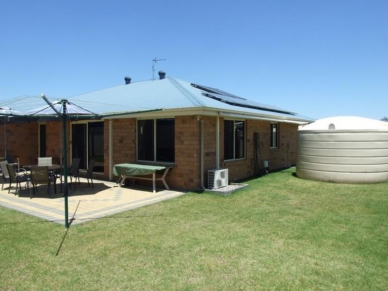 10 Matthew Court, Crows Nest QLD 4355