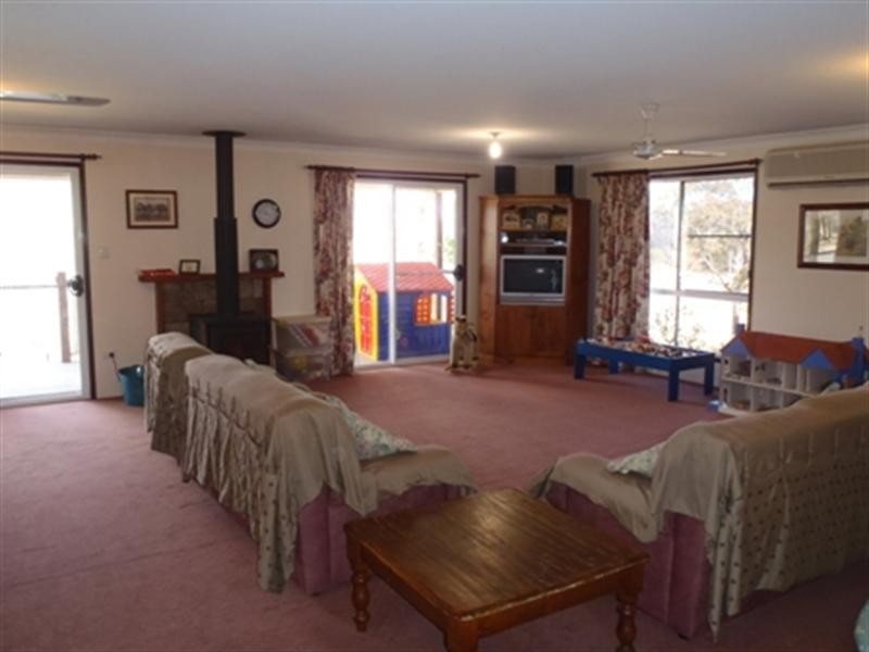 330 Emu Creek Road, Crows Nest QLD 4355