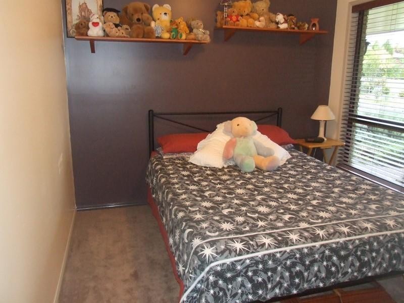 10 Lee Court, Crows Nest QLD 4355