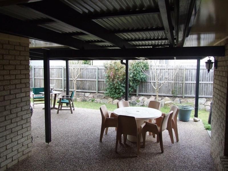 10 Lee Court, Crows Nest QLD 4355