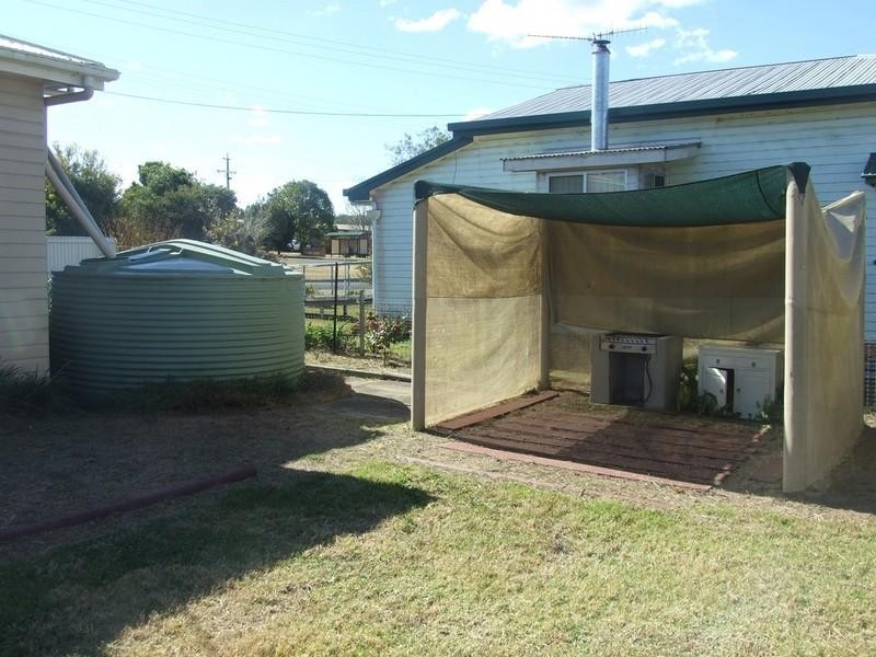 5 Lalor Street, Crows Nest QLD 4355