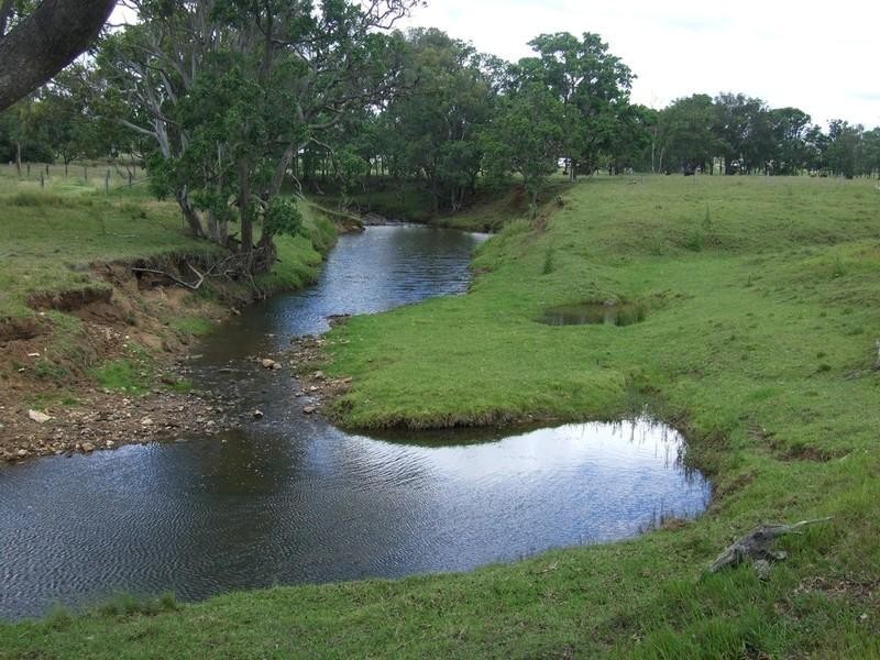 13 Devoncourt Lane, Crows Nest QLD 4355