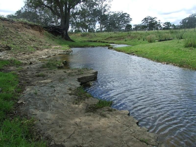 13 Devoncourt Lane, Crows Nest QLD 4355