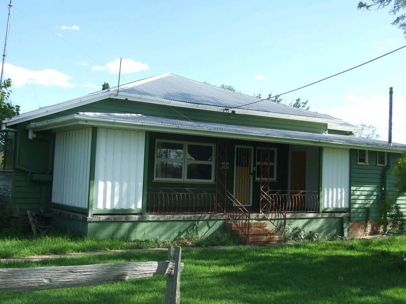 2077 Pierce Creek Road, Crows Nest QLD 4355