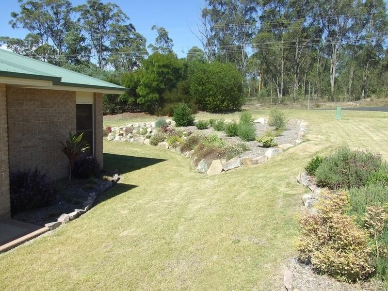 2 Vicky Avenue, Crows Nest QLD 4355