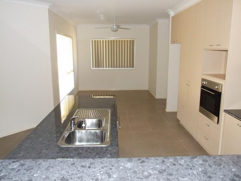 2 Vicky Avenue, Crows Nest QLD 4355