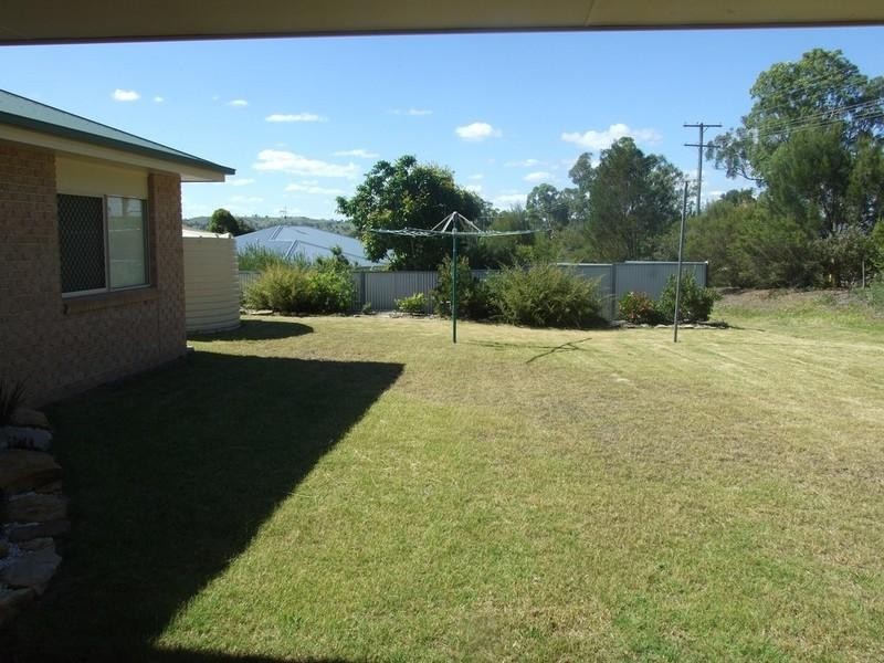 2 Vicky Avenue, Crows Nest QLD 4355